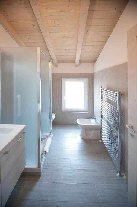 Апартаменты Casa Gemma - Big Family House With Free Parking Сан-Джованни-Лупатото Экстерьер фото